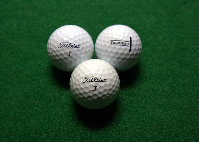 Titleist Toursoft (25 kpl)